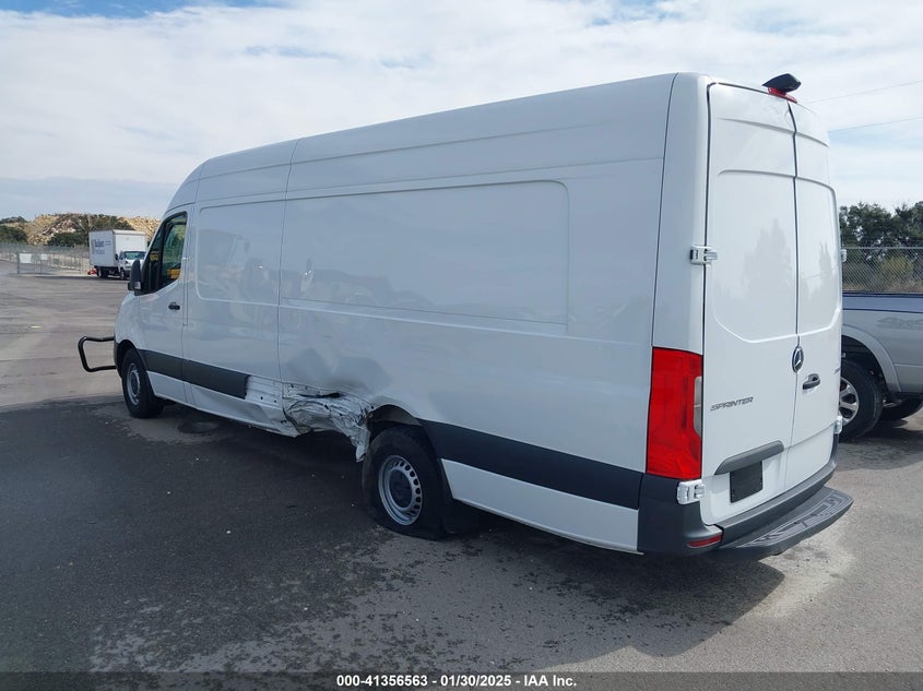 Vin: w1y4kdhy3pt119517, lot: 41847007, mercedes-benz sprinter 2500 high roof 4-cyl diesel 20233