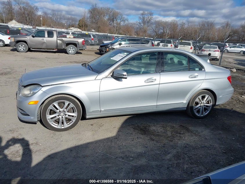 2014 MERCEDES-BENZ C 300 VIN: WDDGF8AB9EA955222