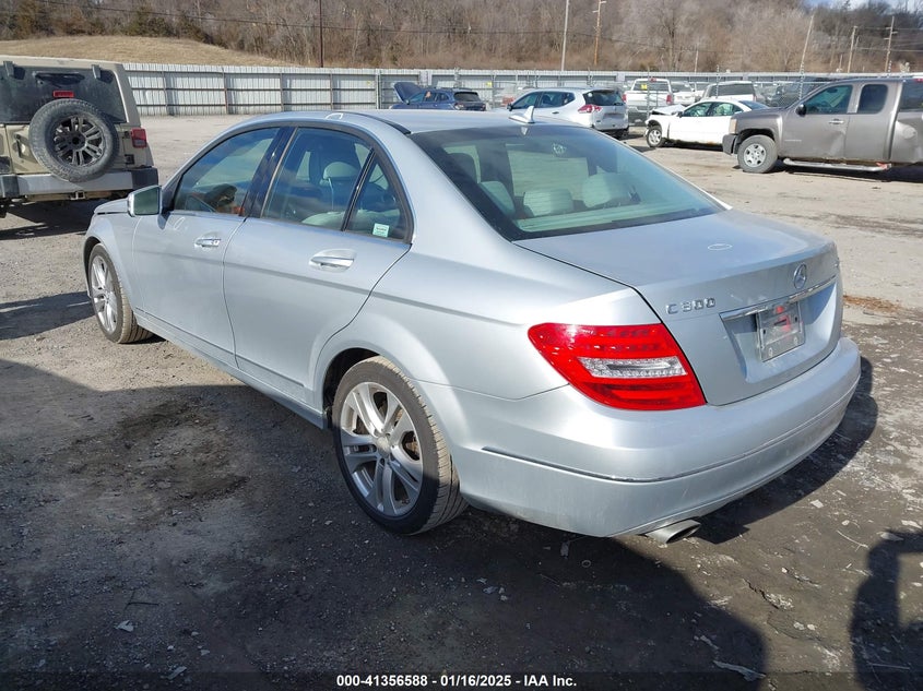 2014 MERCEDES-BENZ C 300 VIN: WDDGF8AB9EA955222
