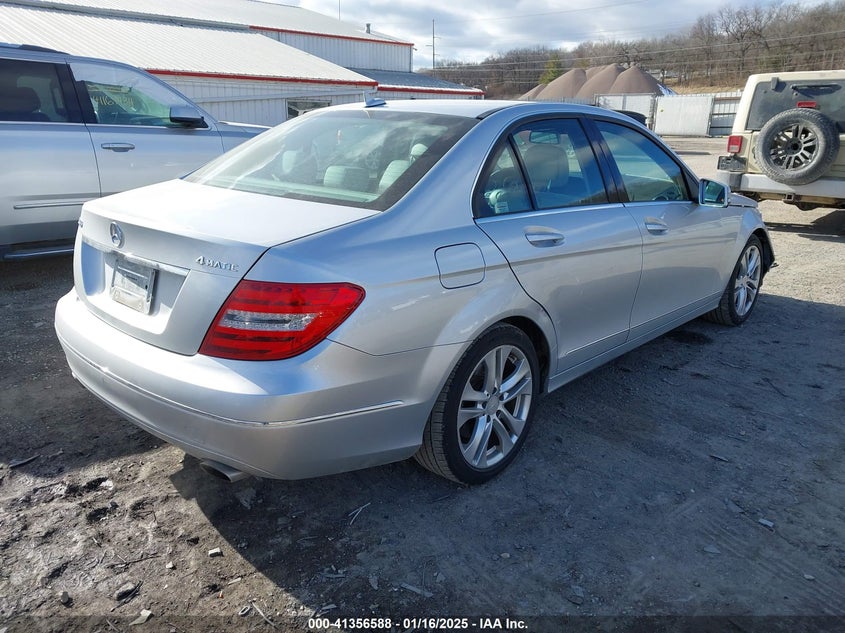 2014 MERCEDES-BENZ C 300 VIN: WDDGF8AB9EA955222
