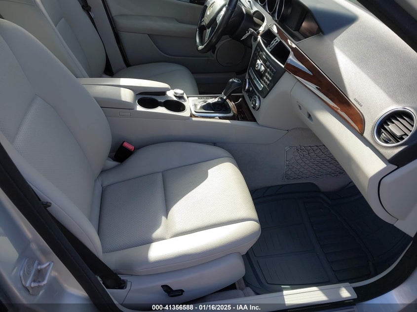 2014 MERCEDES-BENZ C 300 VIN: WDDGF8AB9EA955222