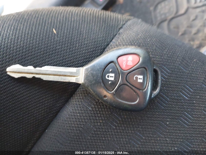 2008 SCION XD VIN: JTKKU10408J021998