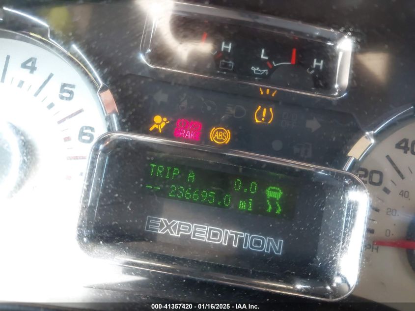 2007 Ford Expedition Eddie Bauer VIN: 1FMFU17547LA33996 Lot: 41357420