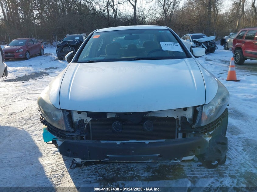 2008 HONDA ACCORD VIN: 1HGCP26308A146203