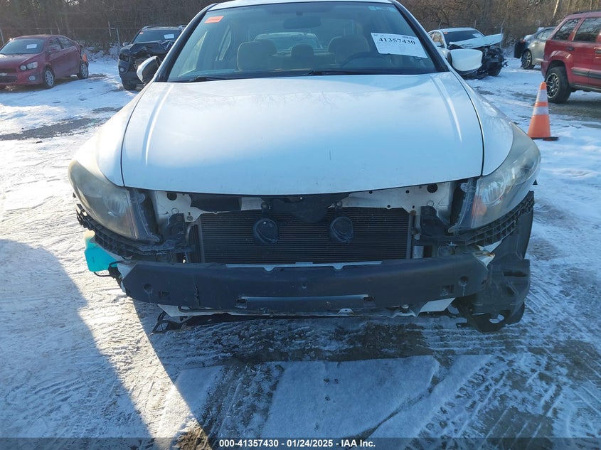 2008 HONDA ACCORD VIN: 1HGCP26308A146203