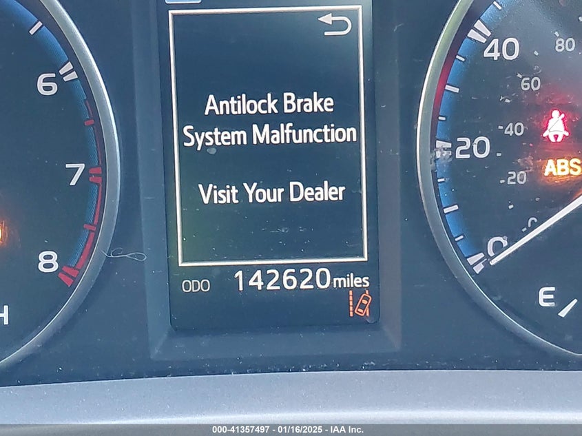 2017 TOYOTA RAV4 XLE - 2T3WFREV8HW347794