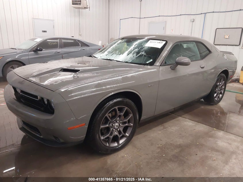 VIN 2C3CDZGG6JH235206 2018 DODGE CHALLENGER GT AWD