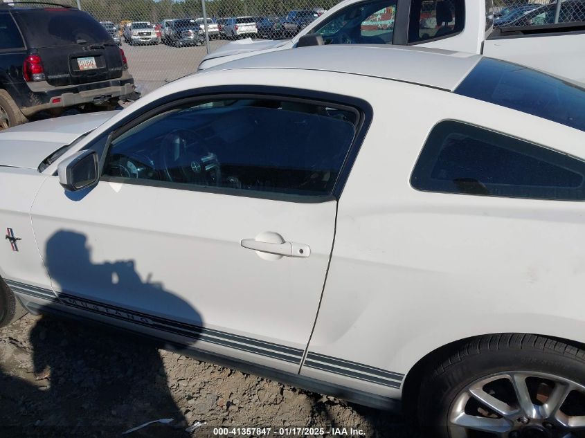 2010 Ford Mustang V6/V6 Premium VIN: 1ZVBP8AN2A5877717 Lot: 41357847