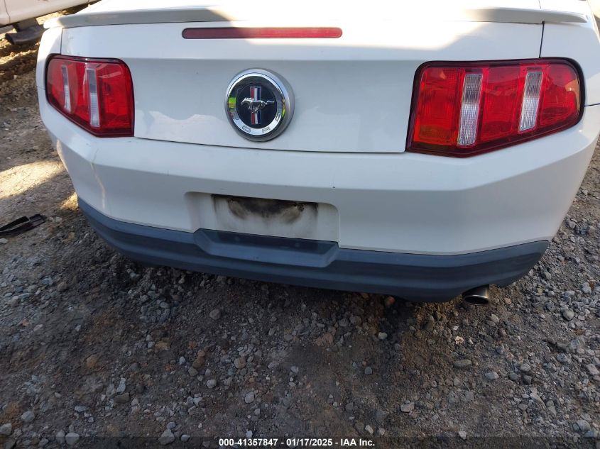 2010 Ford Mustang V6/V6 Premium VIN: 1ZVBP8AN2A5877717 Lot: 41357847