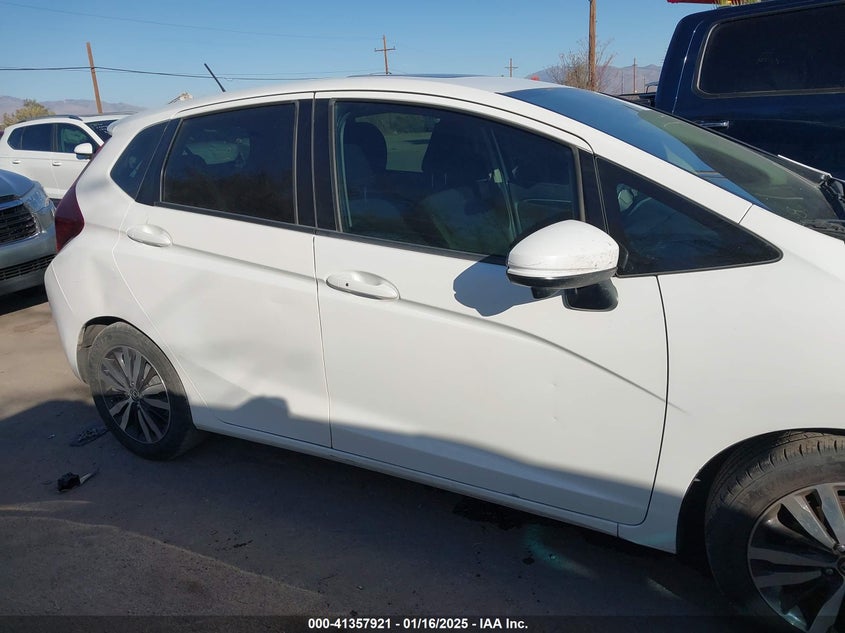 2016 HONDA FIT VIN: JHMGK5H79GX032128