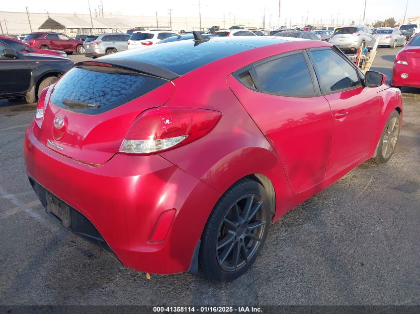 VIN KMHTC6AD2DU109255 2013 Hyundai Veloster, Base W... no.4