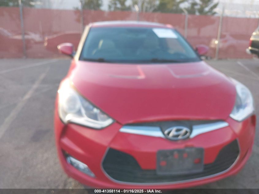 VIN KMHTC6AD2DU109255 2013 Hyundai Veloster, Base W... no.6