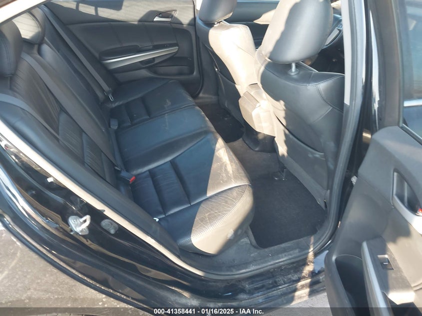 2008 HONDA ACCORD VIN: 1HGCP36818A061811