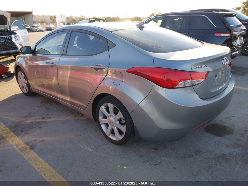 2013 HYUNDAI ELANTRA VIN: KMHDH4AE0DU745899