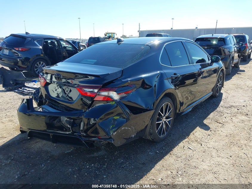 2024 TOYOTA CAMRY SE - 4T1G11AK6RU237160