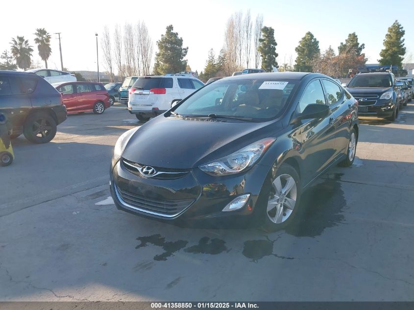 VIN 5NPDH4AE5DH448531 2013 Hyundai Elantra, Gls no.2