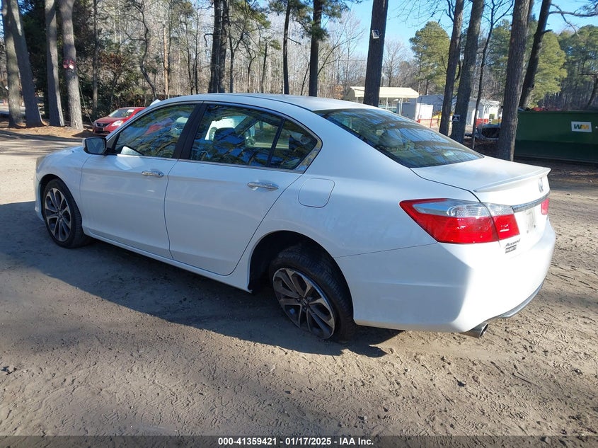 2015 HONDA ACCORD VIN: 1HGCR2F58FA271829
