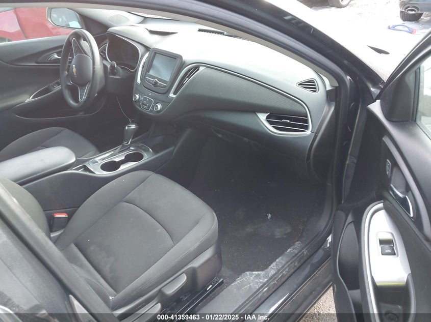 2018 CHEVROLET MALIBU VIN: 1G1ZC5ST2JF210447