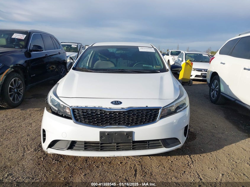 2018 KIA FORTE VIN: 3KPFL4A75JE226676