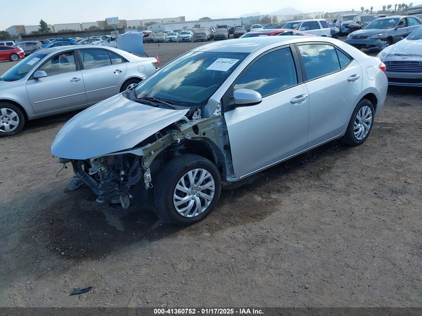 2018 TOYOTA COROLLA LE - 5YFBURHE8JP827589