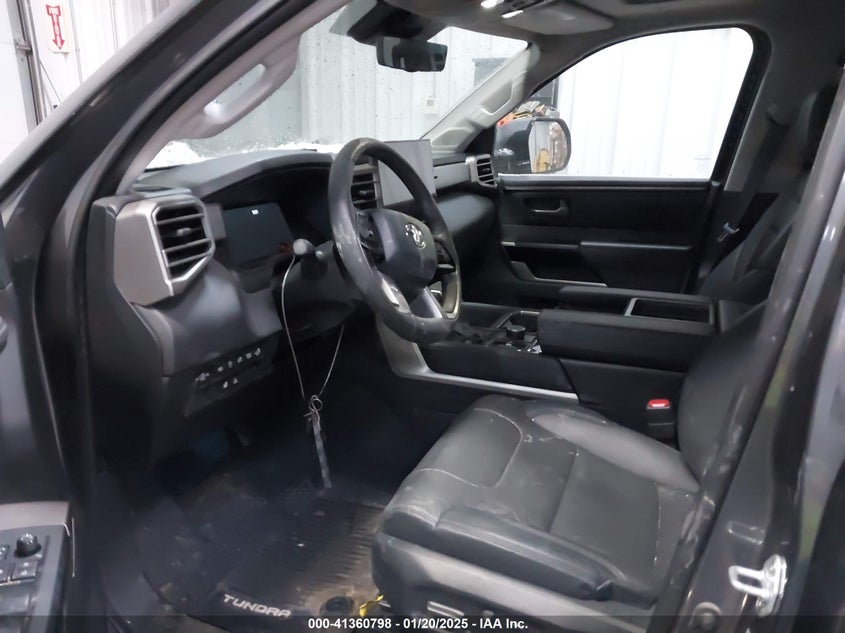 2024 TOYOTA TUNDRA VIN: 5TFJA5DB7RX142621