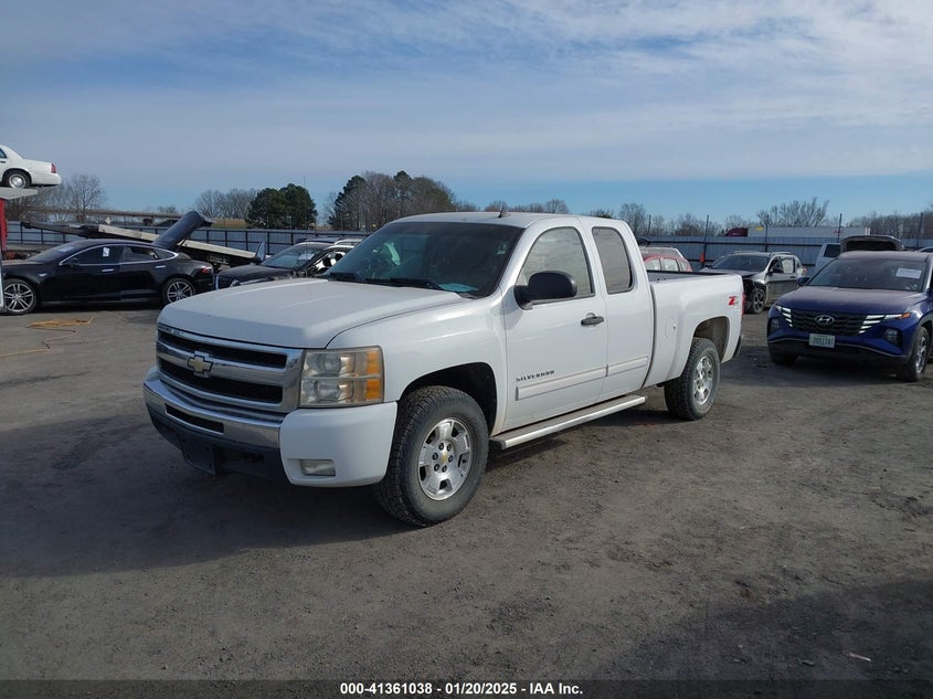 2011 CHEVROLET SILVERADO 1500 VIN: 1GCRKSE34BZ122133