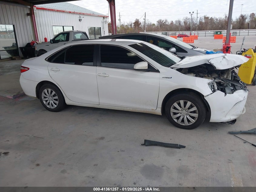 2016 TOYOTA CAMRY HYBRID LE - 4T1BD1FK4GU188306