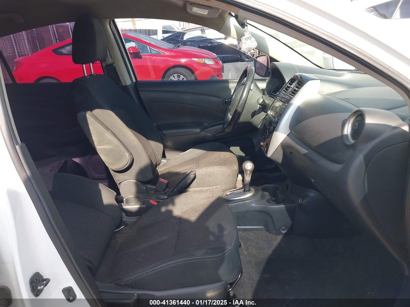 2017 NISSAN VERSA 1.6 SV - 3N1CN7AP0HL831552