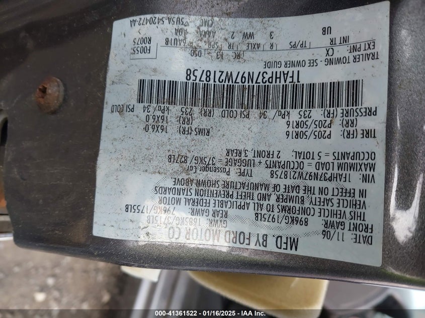 2007 FORD FOCUS VIN: 1FAHP37N97W218758