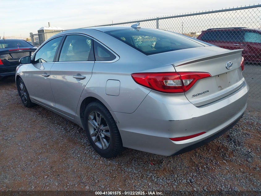 2015 HYUNDAI SONATA SE - 5NPE24AF5FH202645