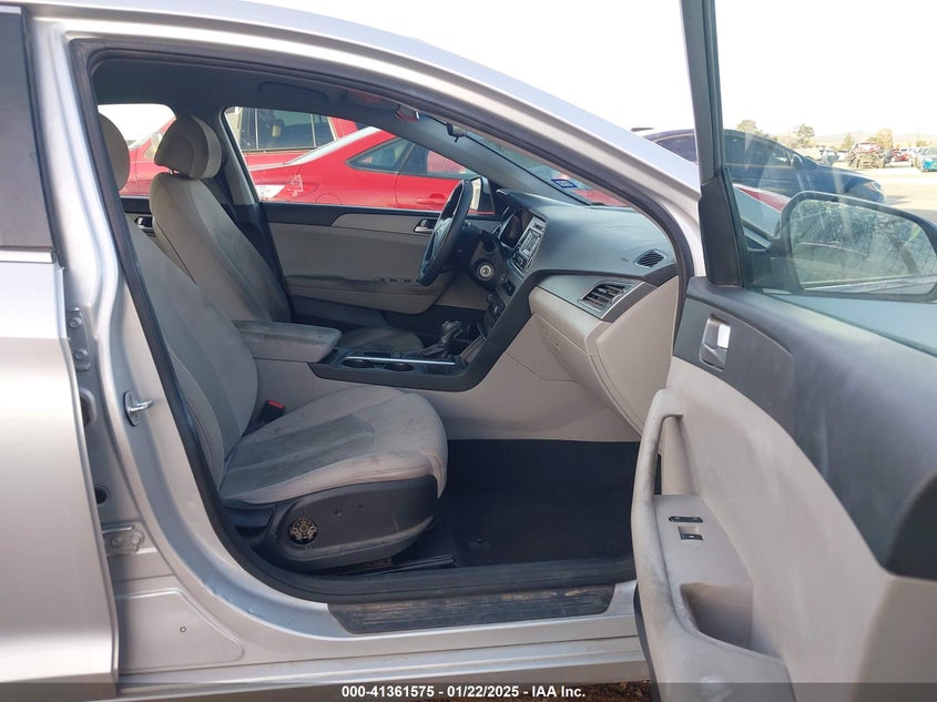 2015 HYUNDAI SONATA SE - 5NPE24AF5FH202645