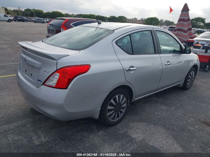 VIN 3N1CN7AP9DL852376 2013 Nissan Versa, 1.6 SV no.4