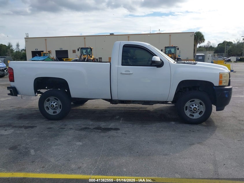 2013 CHEVROLET SILVERADO 2500HD VIN: 1GB0CVCG9DF207703