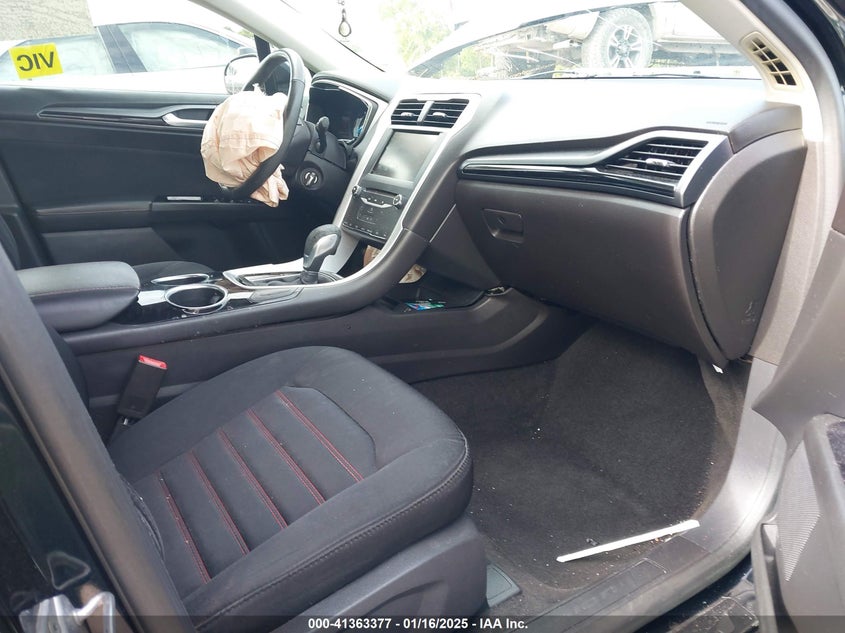 2014 FORD FUSION VIN: 3FA6P0HD6ER101523