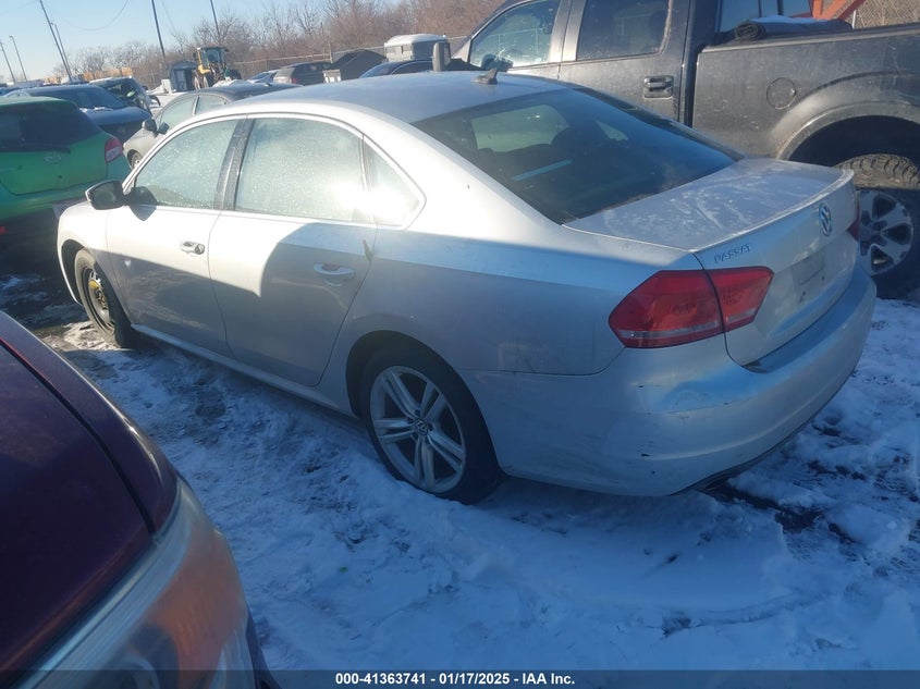 2014 VOLKSWAGEN PASSAT VIN: 1VWBT7A3XEC049338