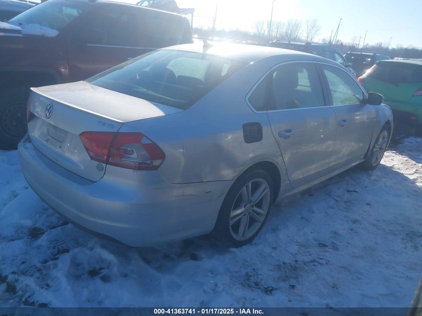 2014 VOLKSWAGEN PASSAT VIN: 1VWBT7A3XEC049338