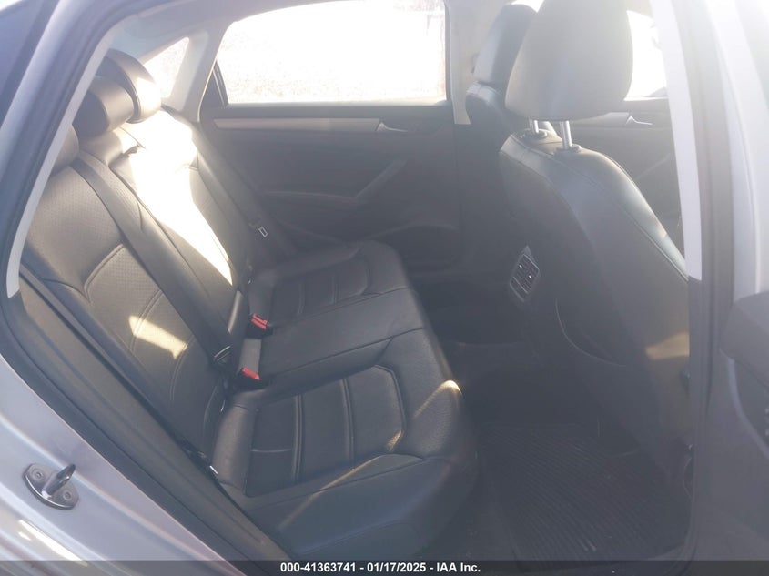 2014 VOLKSWAGEN PASSAT VIN: 1VWBT7A3XEC049338