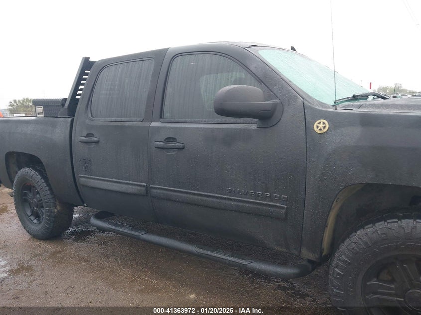 2011 CHEVROLET SILVERADO 1500 VIN: 3GCPKSE3XBG361841