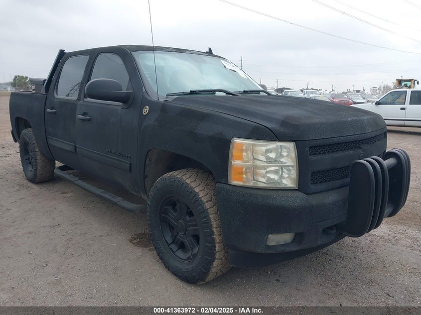 2011 CHEVROLET SILVERADO 1500 VIN: 3GCPKSE3XBG361841