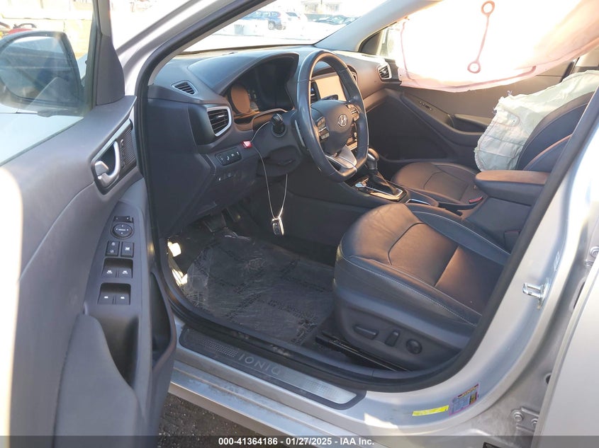 2019 HYUNDAI IONIQ HYBRID VIN: KMHC05LC4KU144383