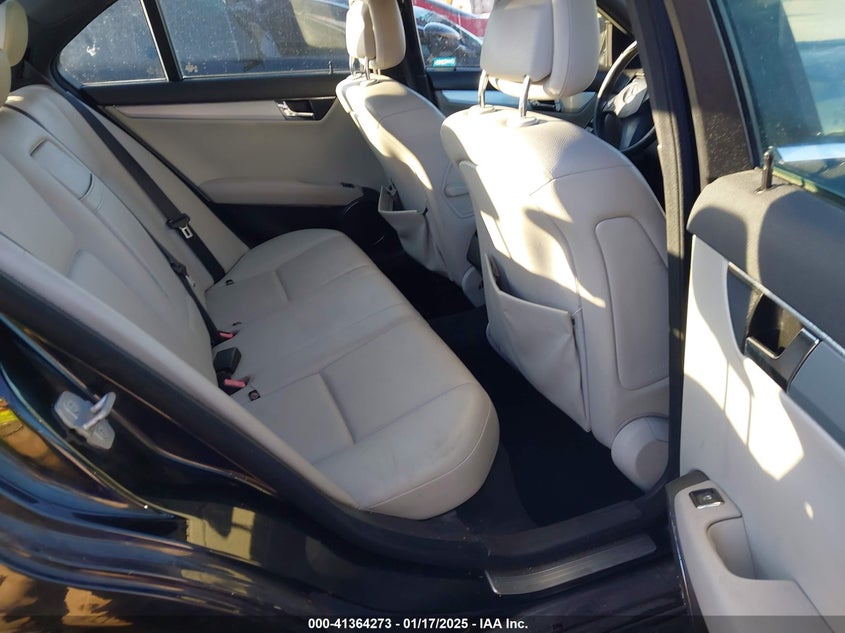 2009 MERCEDES-BENZ C 300 VIN: WDDGF54X79F239806