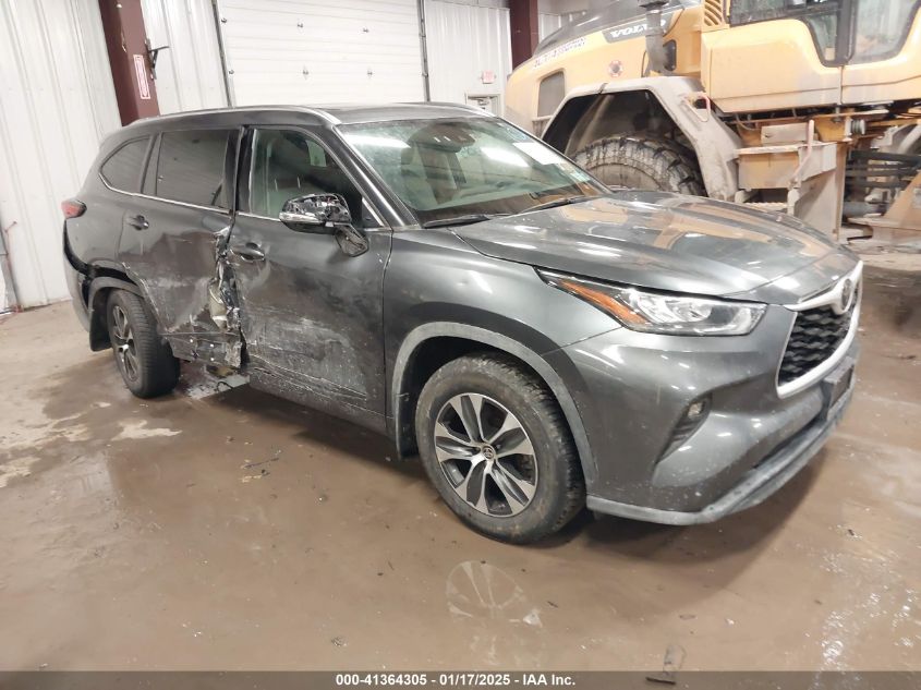 2020 TOYOTA HIGHLANDER XLE - 5TDGZRBH8LS022292