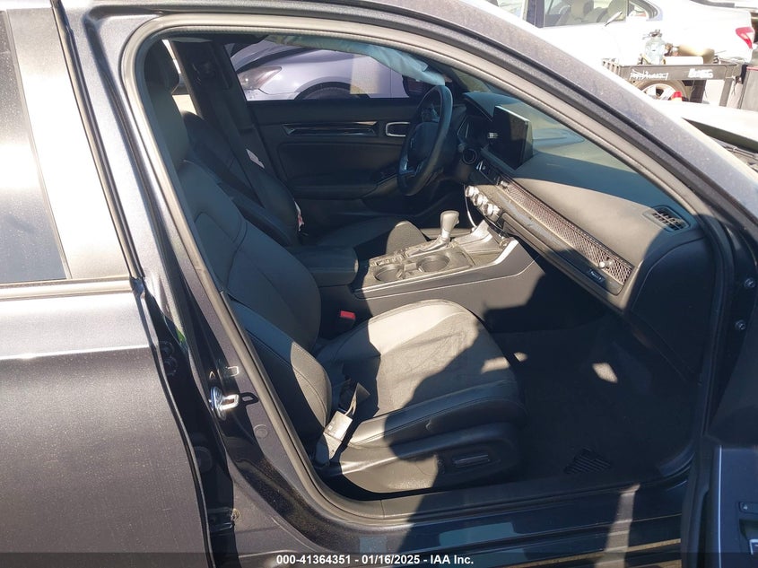 2024 HONDA CIVIC VIN: 19XFL1H84RE016689