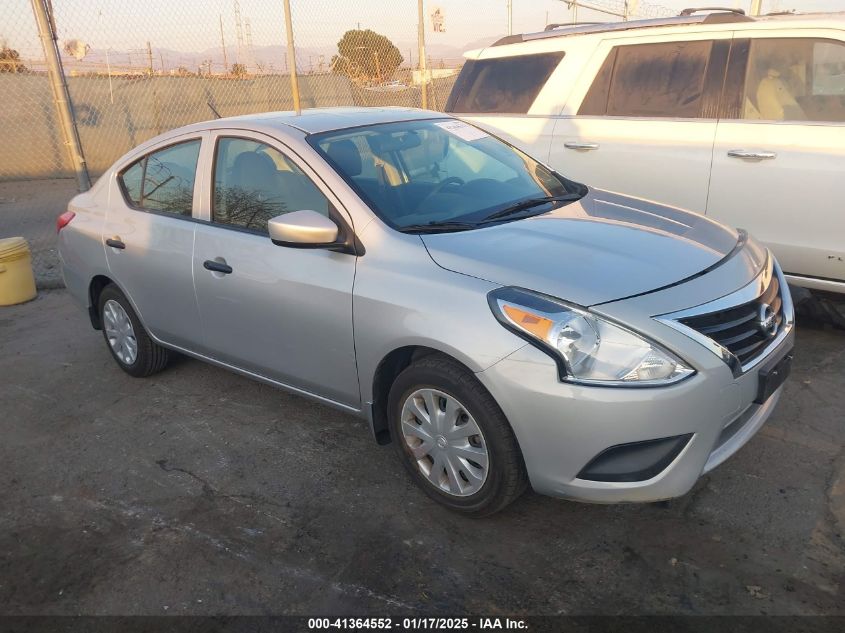 VIN 3N1CN7AP9JL888127 2018 Nissan Versa, 1.6 S no.1