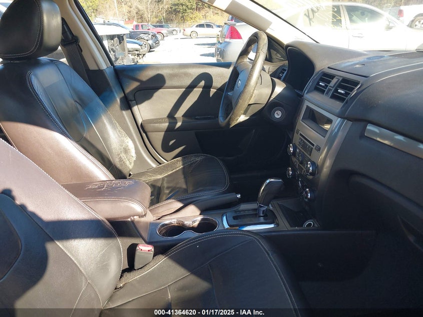 2010 FORD FUSION VIN: 3FAHP0JA6AR266667