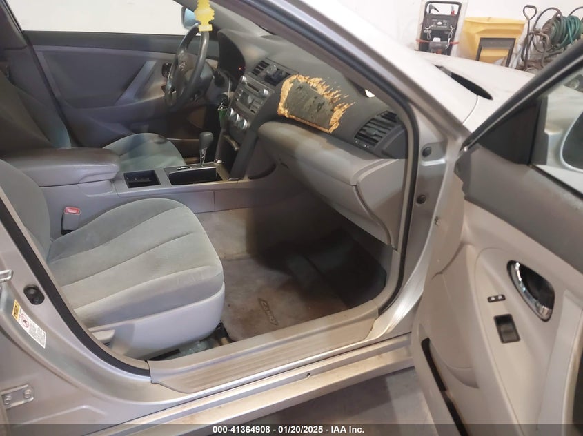 2009 TOYOTA CAMRY VIN: 4T1BE46K19U263495