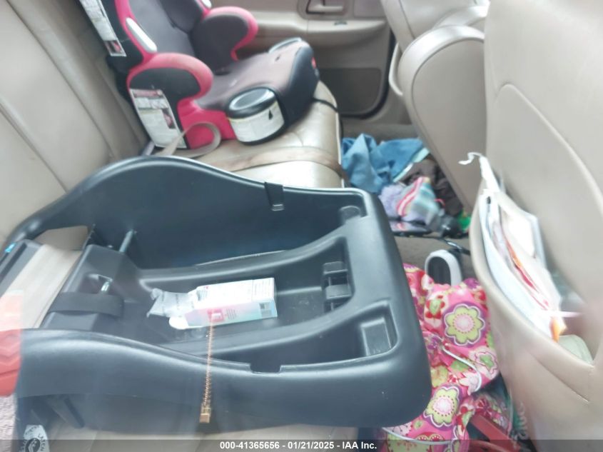 2000 Mercury Grand Marquis Ls VIN: 2MEFM75W6YX723884 Lot: 42446834