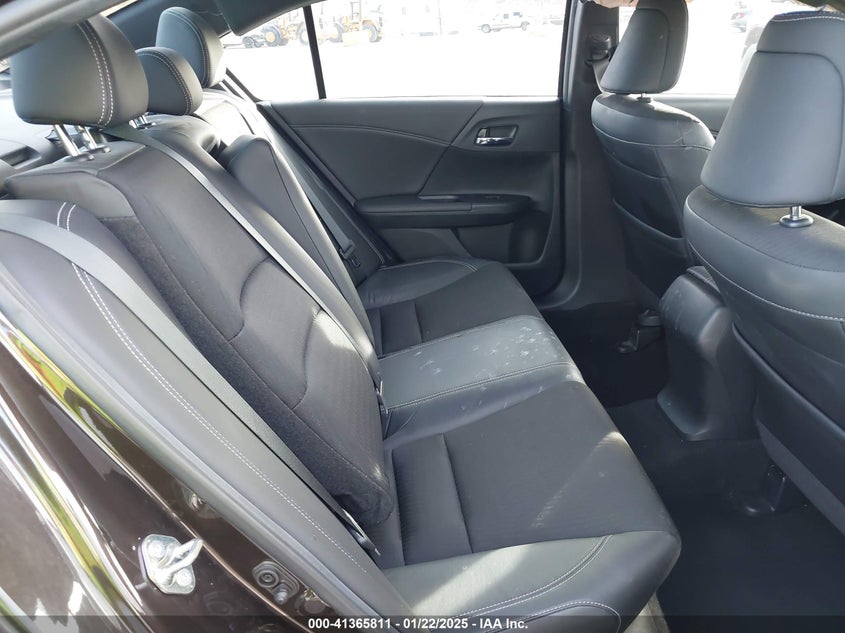 2016 HONDA ACCORD VIN: 1HGCR2F66GA157967