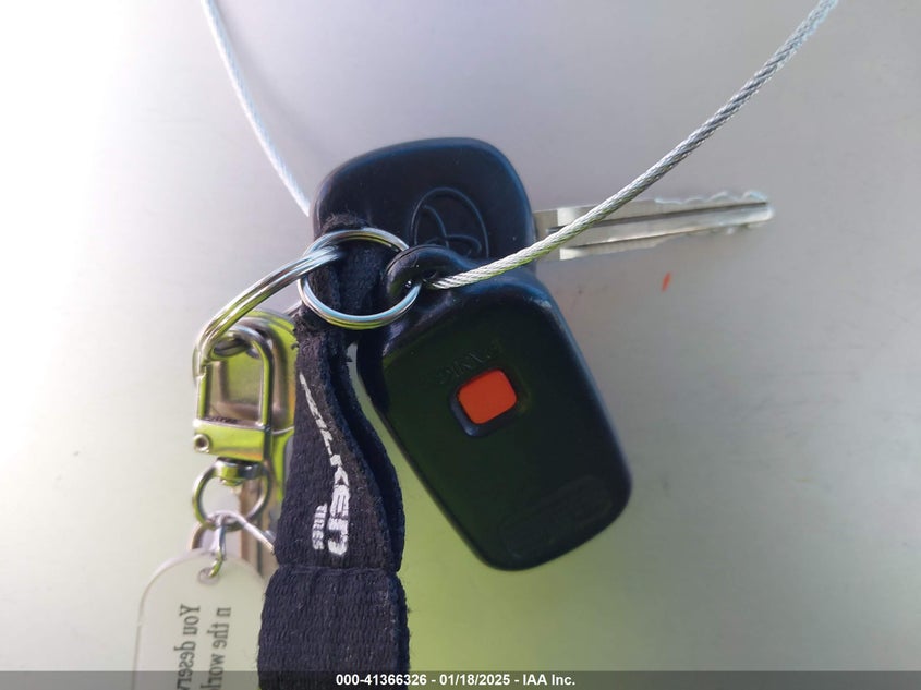 2008 TOYOTA COROLLA VIN: 1NXBR32E98Z010695