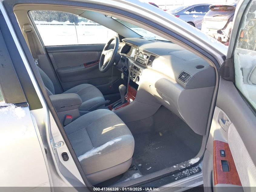 2008 TOYOTA COROLLA VIN: 1NXBR32E98Z010695